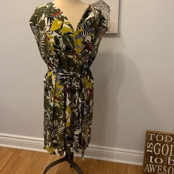 George Green Tropical Leaf Pattern Dress - Picture 1 of 9
